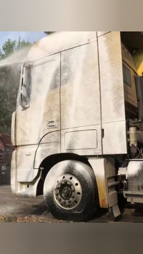 卡車(chē)司機(jī) 潔潔汽車(chē)用品 每天一個(gè)用車(chē)知識(shí)